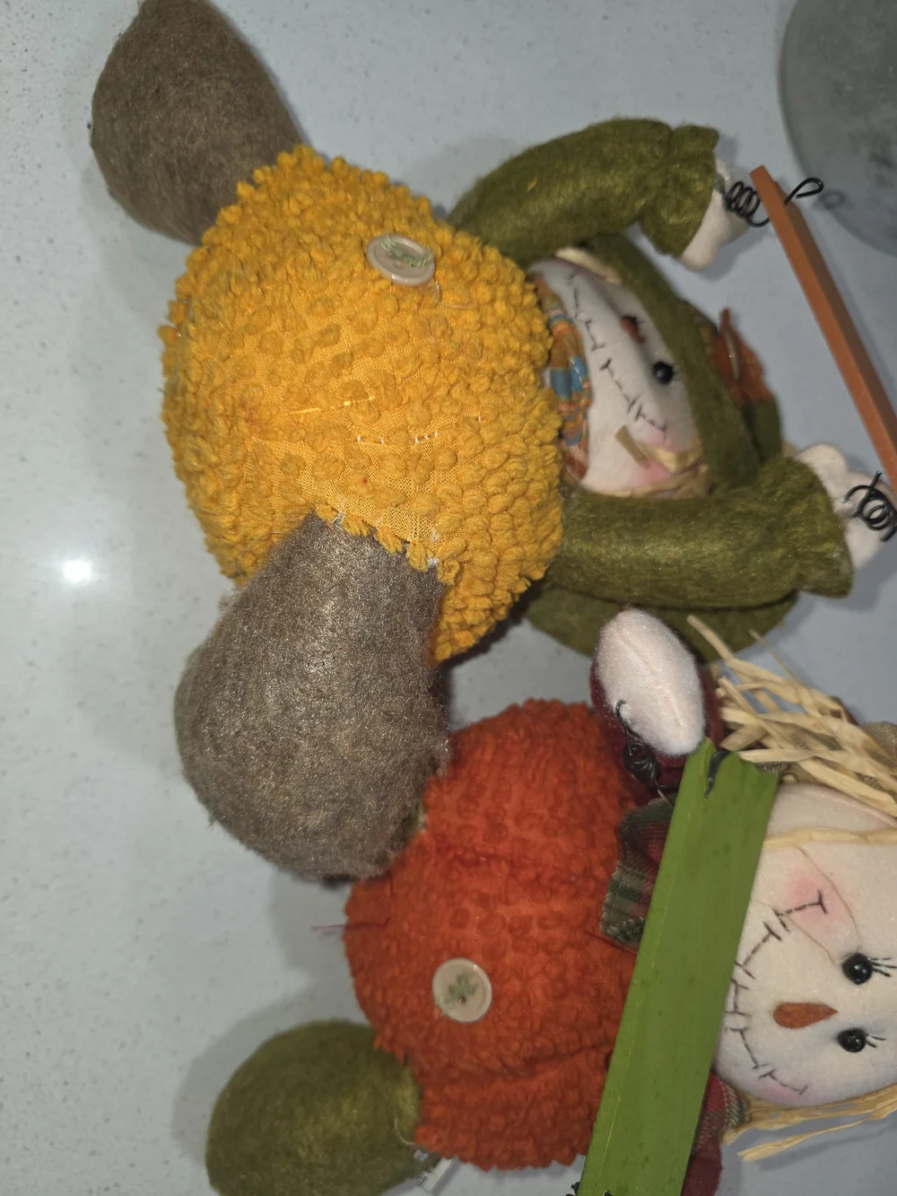 Autumn Welcome & Happy Harvest Scarecrow Duo - Green, Orange